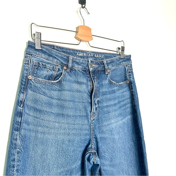 American Eagle | AEO Mom Straight Comfort Stretch Waistband Jean Size 8 - Picture 3 of 8